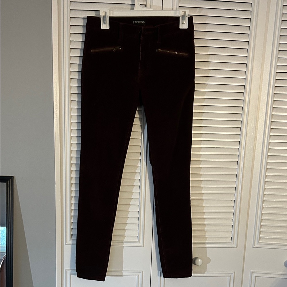 Express Maroon/Burgundy Corduroy Skinny Legging (NWOT)